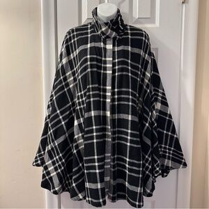 Lauren Ralph Lauren Women's Size L/XL Black & White Plaid 70% Wool Cape Pockets